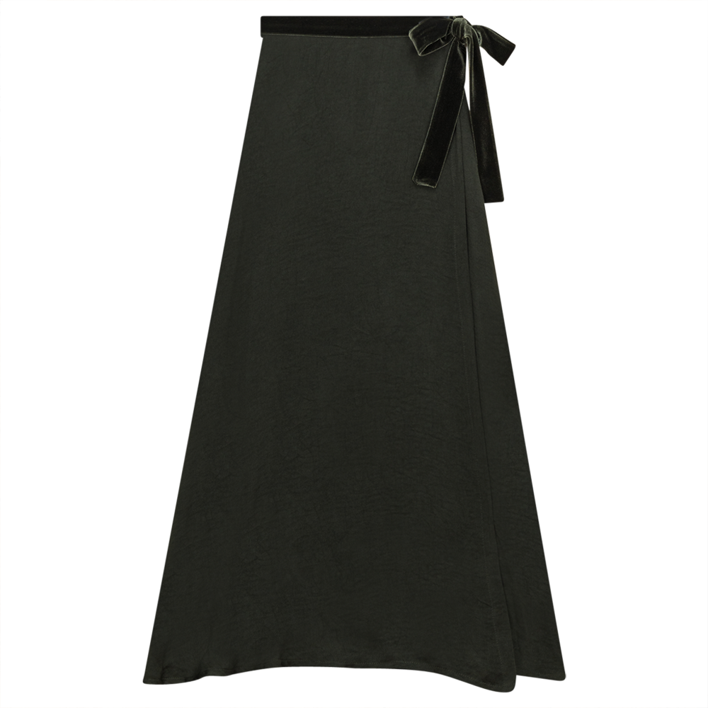 Long Skirt with Belt