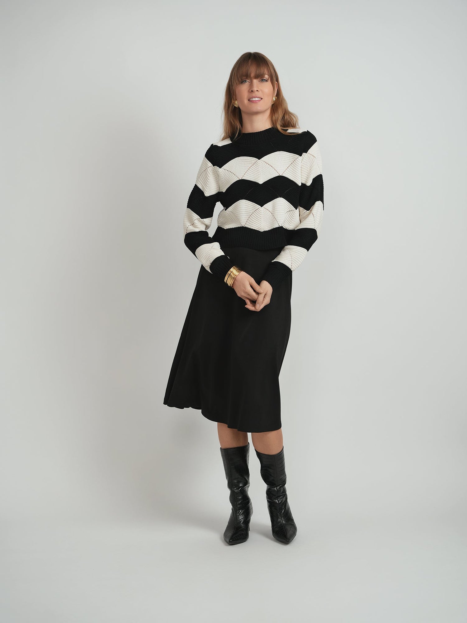 Mock Neck Cropped Wave Sweater
